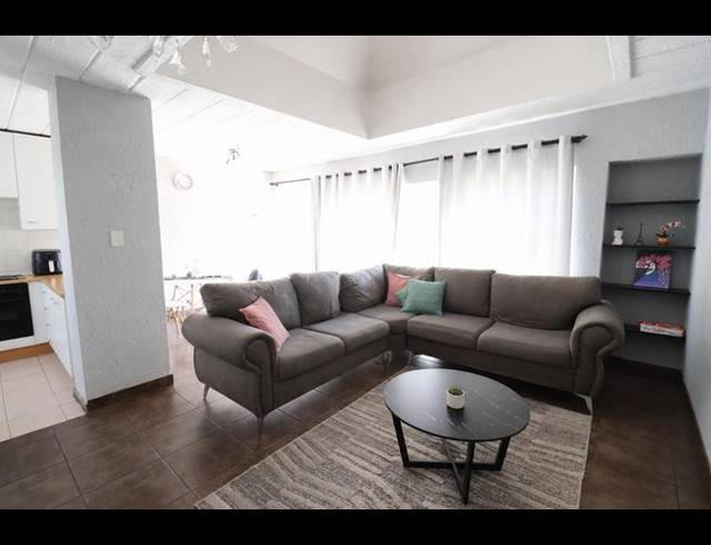 1 BEDROOM APARTMENT FOR SALE IN LONEHILL